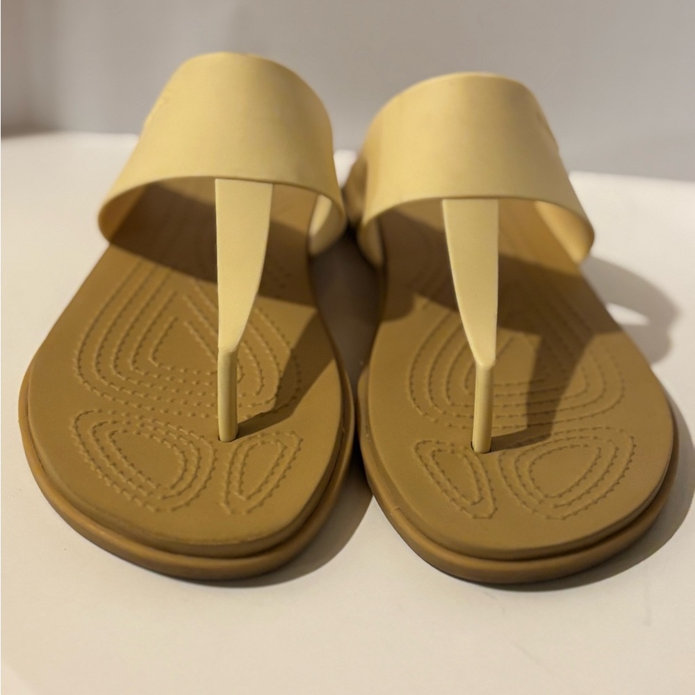 CROCS Tan Women's Sandals - Picture 4 of 7